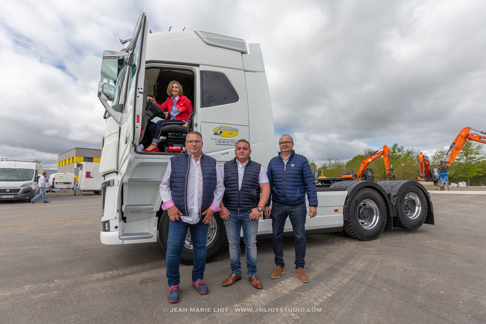 VOLVO TRUCK 2019